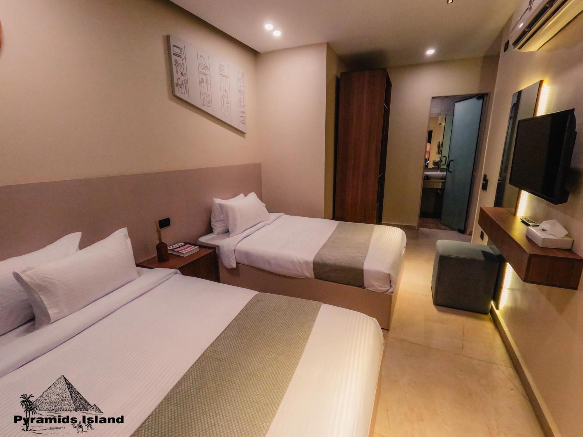 Pyramids Island Bed & Breakfast Kafrat al Jabal Exterior photo