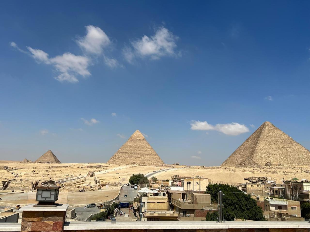 Pyramids Island Bed & Breakfast Kafrat al Jabal Exterior photo